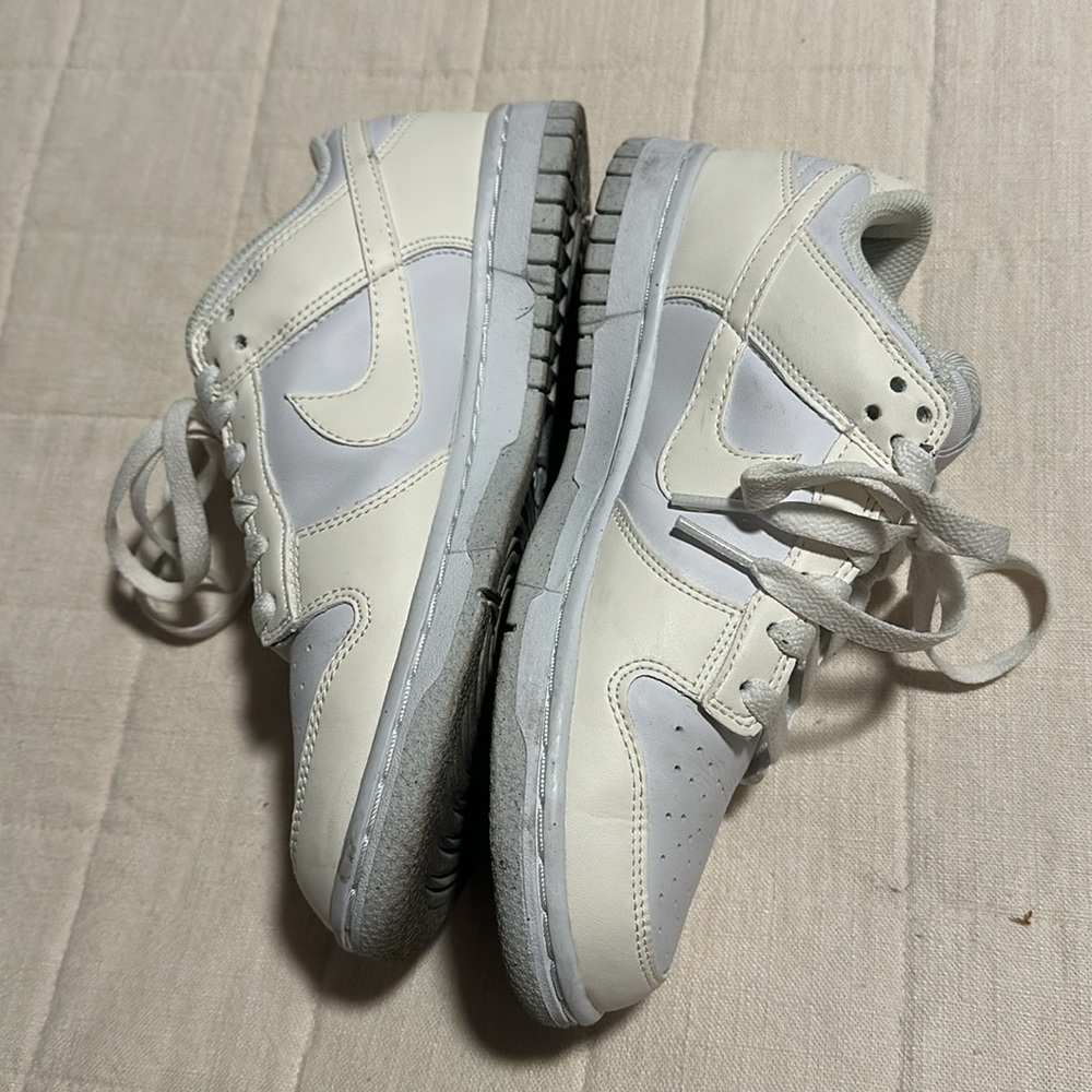 Nike Low Dunks - image 3